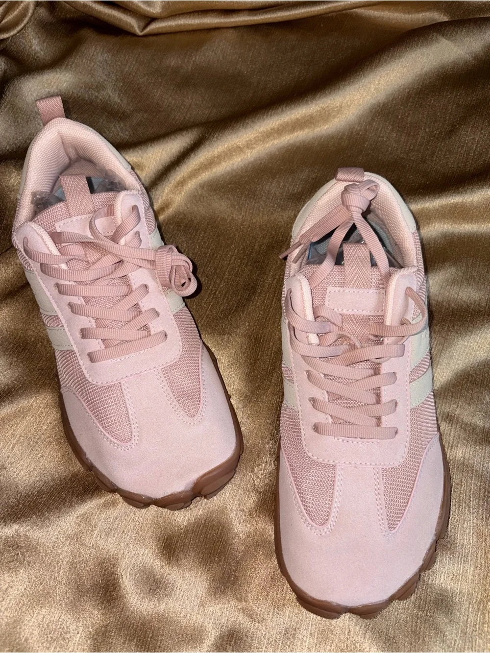 Women’s Bearefoot Groovers - Lightweight everyday Sneakers. Never worn